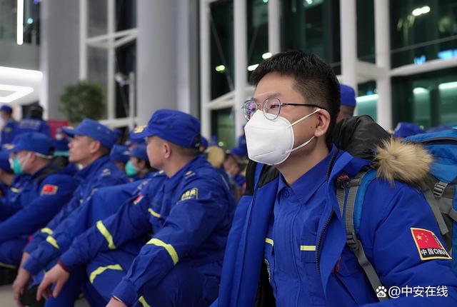 程昊：我是记者，，，，也是名...